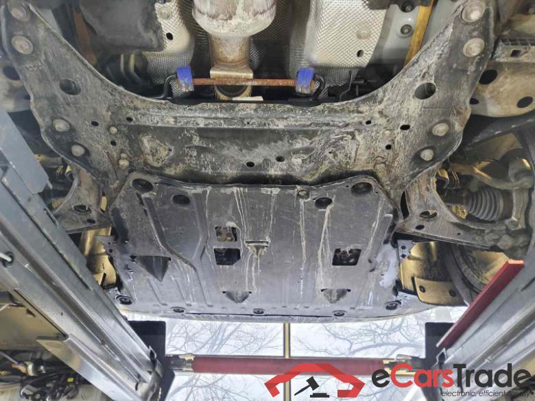 Volvo XC40 (2017->) DE - SUV5 B4 2WD EU6d, R-Design (EURO 6d), 2020 - 2022 #5