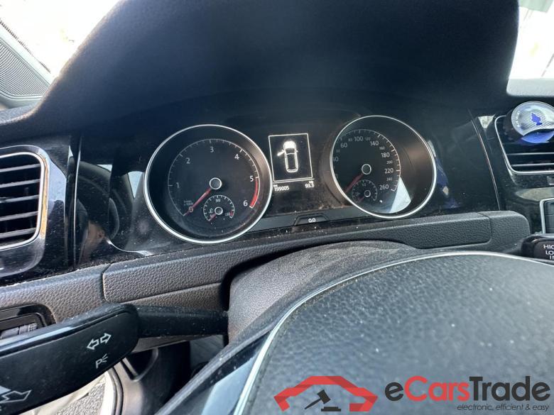 VOLKSWAGEN Golf Variant VII Golf Variant Highline 2.0 TDI BlueMotion Technology 110 kW (150 ch) 6 vitesses manuel #4