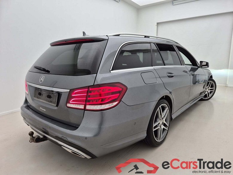 Mercedes E220 CDI BLUETEC AMG Ext. LED-Xenon Pano Navi Leather Camera Klima PDC ... #4
