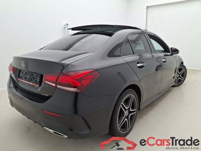 MERCEDES-BENZ A-KLASSE SEDAN 2.0 200 D AMG LINE 8G-DCT #2