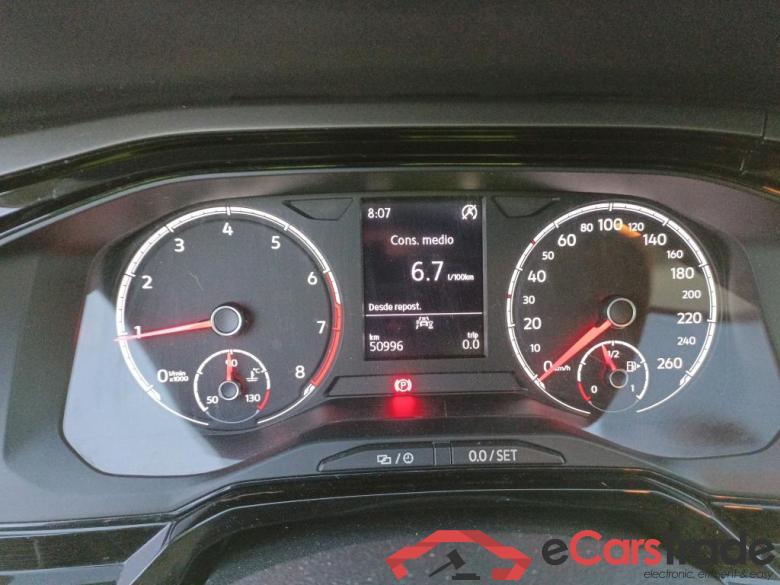 VOLKSWAGEN Polo / 2017 / 5P / berlina con portón Advance 1.0 TSI 70kW (95CV) #4