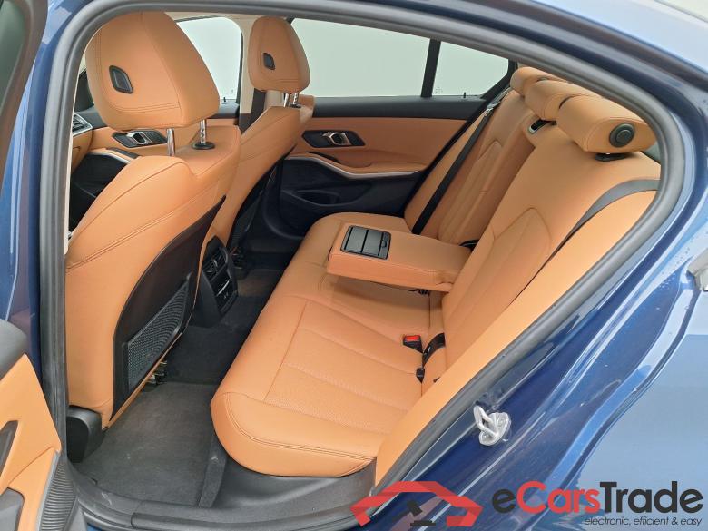 BMW, 3-serie FL'22 PHEV, BMW 3 Reeks Berline 320e (150 kW) 4d #4
