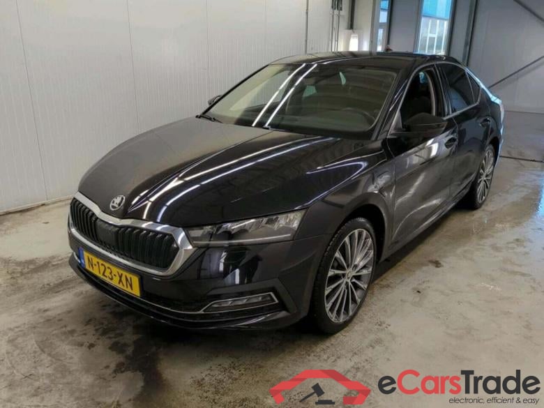 SKODA Octavia 1.4 TSI iV BnsEdPlus