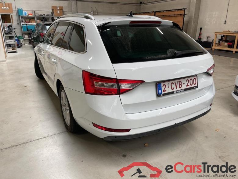 Skoda Superb Combi 2.0 TDi 150Hp Style Aut. LED Virtual Navi-Pro Sport-Seats KeylessGo Klima PDC ... #4