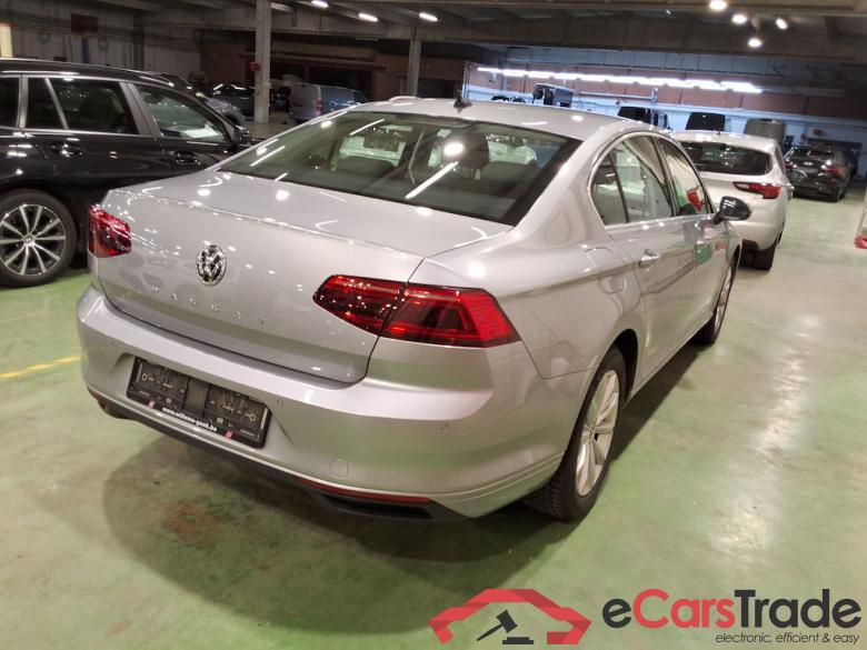 VOLKSWAGEN PASSAT DIESEL - 2019 1.6 TDi SCR Style Business DSG #4