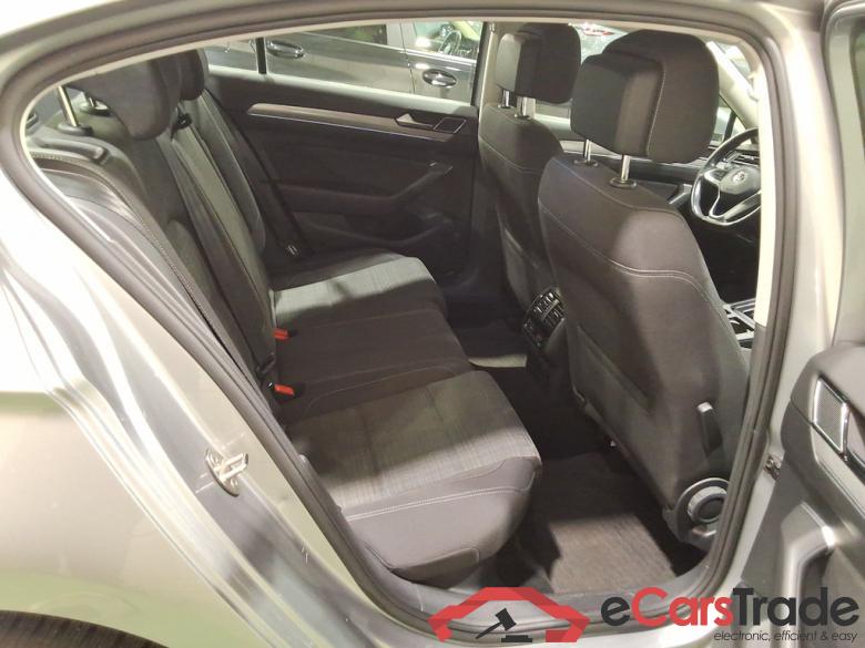VOLKSWAGEN PASSAT DIESEL - 2019 1.6 TDi SCR Style Business DSG #5