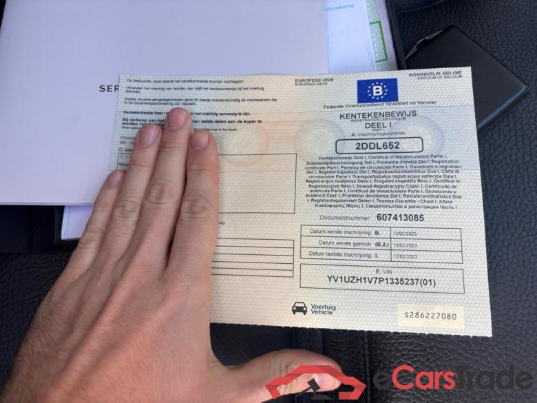 VOLVO XC60 2.0 T6 PHEV AWD Ultimate Dark (257kW) #5