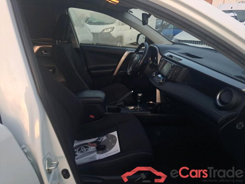 TOYOTA Rav4 / 2015 / 5P / todoterreno 2.5l hybrid 2WD Advance Pack Drive #6