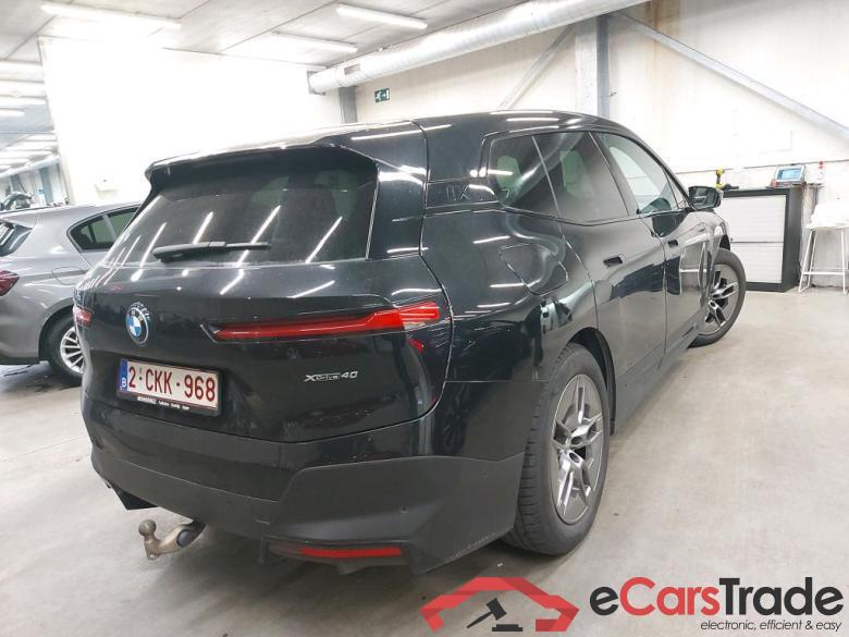 BMW I - BMW IX xDrive40 326PK Signature Edition With Driving Assistant Pro & Heat Comfort Pack & Soft Close Doors & Pano Sky Lounge & Parking Assistant Plus & Harman Kardon & Trailer Hook  * ELECTRIC * #2
