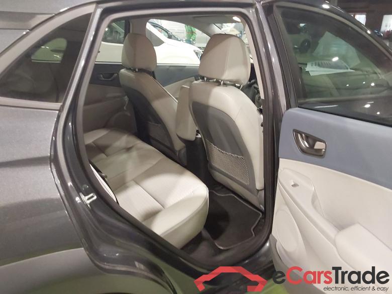 HYUNDAI KONA 64 KWH ELECTRIC SKY #5