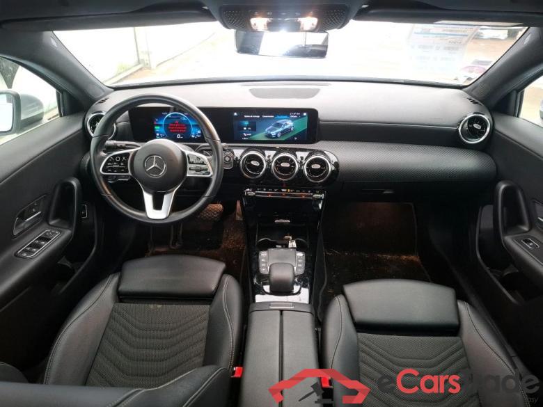 MERCEDES-BENZ Classe A Compact  2018  5P  Berline A 250 e Business Line 8GDCT #5