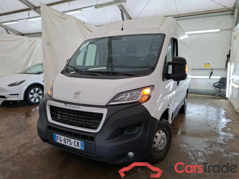 PEUGEOT Boxer VU 4p Fourgon BLUEHDI 110 PREMIUM PA 333 L1H2