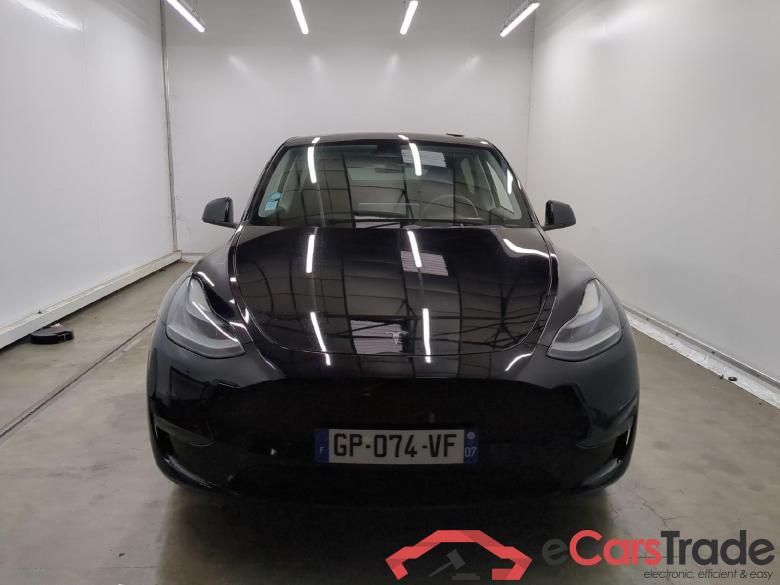 TESLA Model Y / 2020 / 5P / SUV Performance Dual Motor AWD #3
