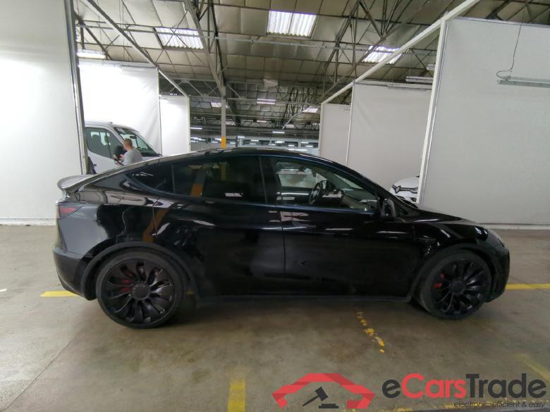 TESLA Model Y / 2020 / 5P / SUV Performance Dual Motor AWD #5
