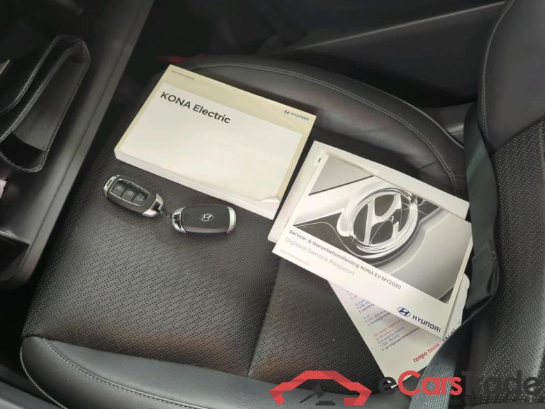 Hyundai KONA Limited Electric 64 kWh 5d #4