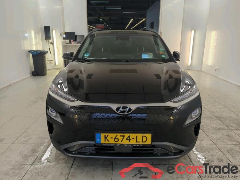 Hyundai KONA Limited Electric 64 kWh 5d #5