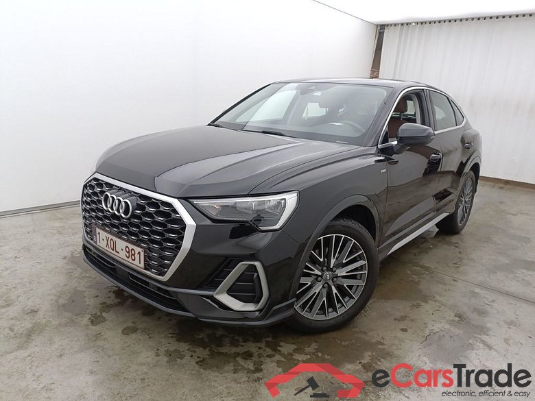 Audi Q3 Sportback 35 TDI S tronic S Line 5d #1