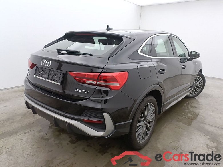 Audi Q3 Sportback 35 TDI S tronic S Line 5d #2