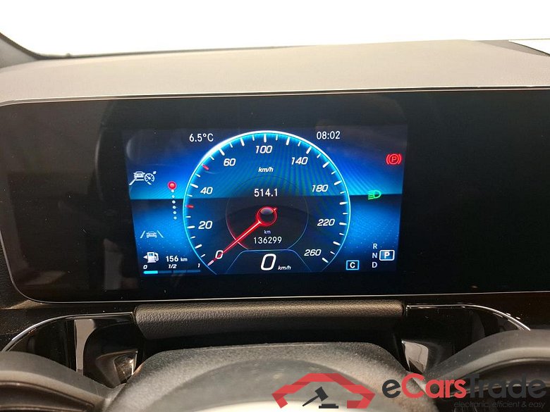 MERCEDES-BENZ GLA / 2020 / 5P / SUV 2.0 GLA 200 D BUSINESS LINE DCT #6