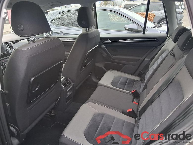 VOLKSWAGEN Golf Sportsvan Golf Sportsvan Highline BM Techn.       1.2 l TSI 81 kW (110 PS)                7-speed dual-clutch transmission DSG #5