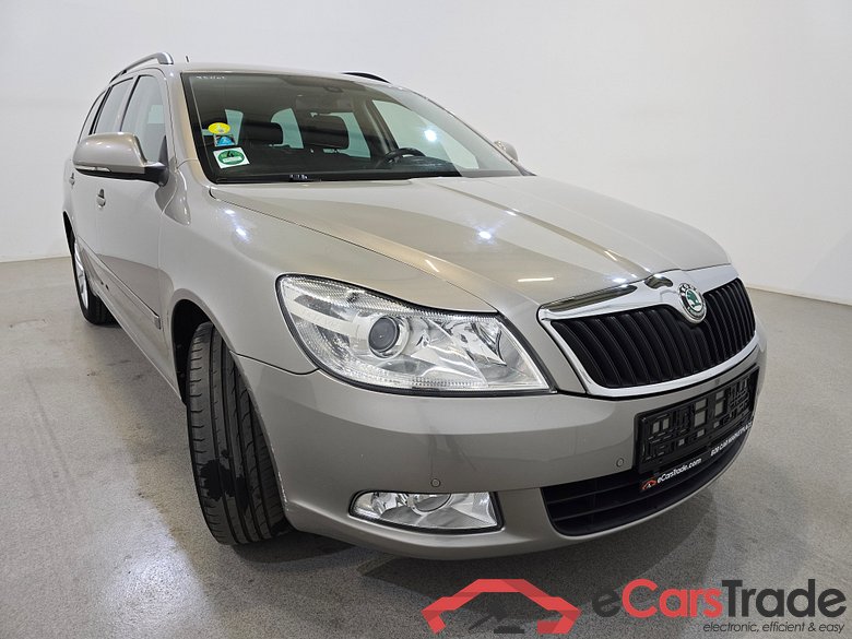 Skoda Octavia 1.6 TDI Navi Klima PDC ... #3