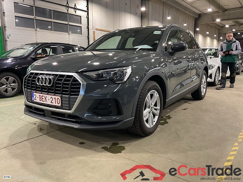 AUDI Q3 2.0 35 TDI S TRONIC BUSINESS EDITION