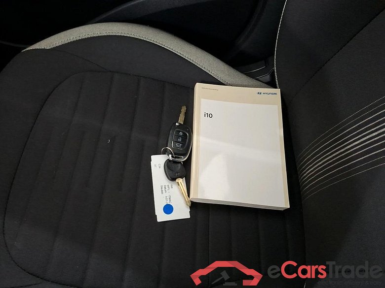 HYUNDAI i10 49 kW #5