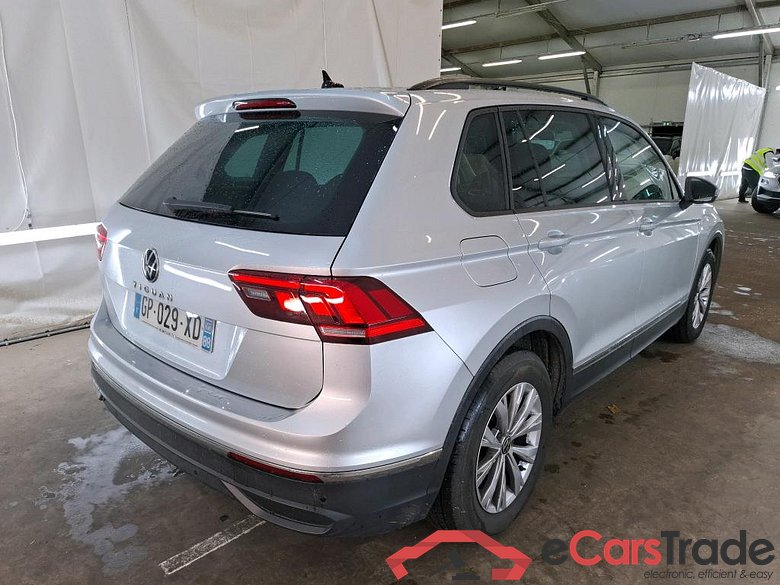 VOLKSWAGEN Tiguan / 2020 / 5P / SUV 2.0 TDI 150 DSG7 Life Business #3
