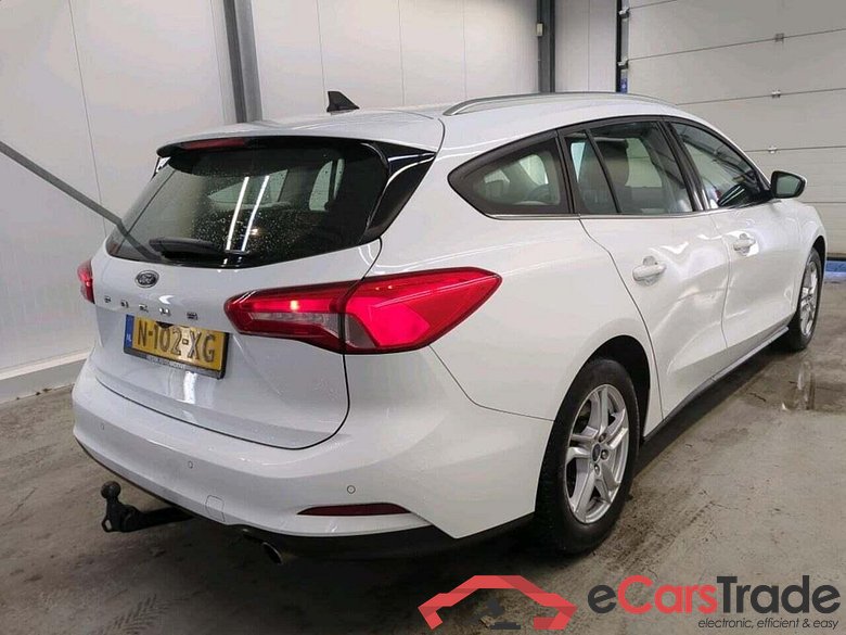 FORD Focus Wagon 1.5 EcoBl. Tit XBns #2