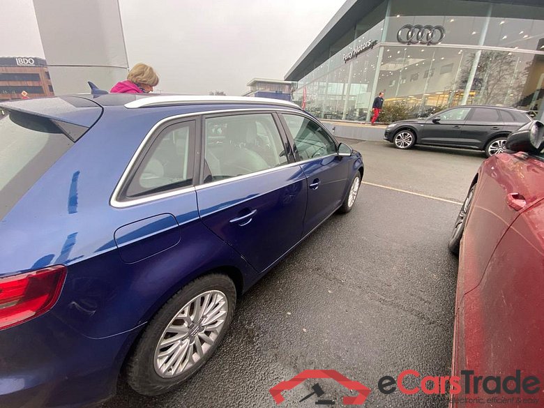 AUDI A3 Sportback Audi A3 Sportback Ambiente 1.6 TDI  81(110) kW(ch) S tronic #4