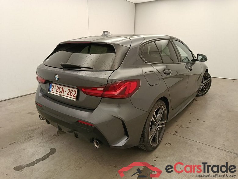 BMW 1 Reeks Hatch 118dA (110 kW) 5d #2