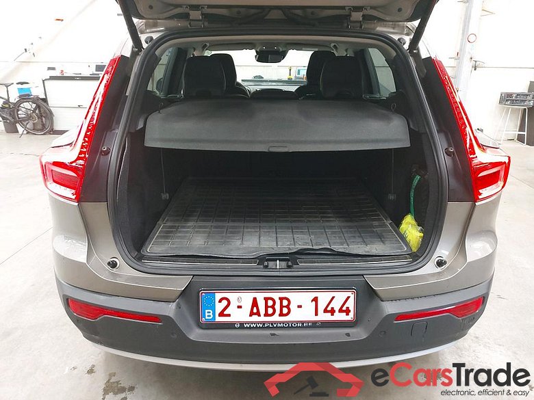 Volvo XC40 1.5 T2 Inscription Aut. LED-Xenon Virtual Crystal ACC Navi Sport-Leather KeylessGo Klima PDC ... #6