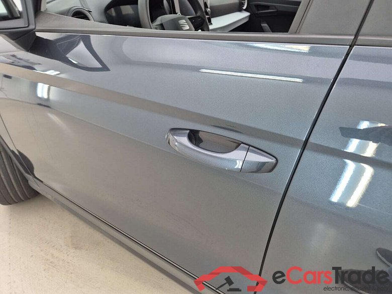 SEAT ARONA 1.0 TSI REFERENCE #4