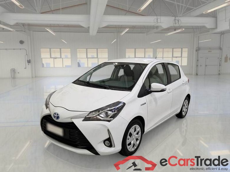 TOYOTA YARIS / 2017 / 5P / BERLINA 1.5 HYBRID BUSINESS