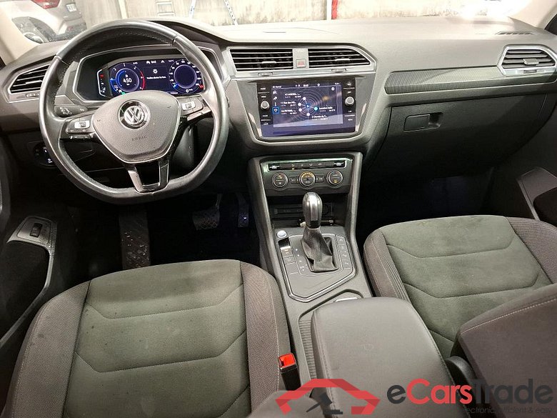 VOLKSWAGEN Tiguan Allspace / 2017 / 5P / SUV 2.0 TDI 150 DSG7 Carat #5