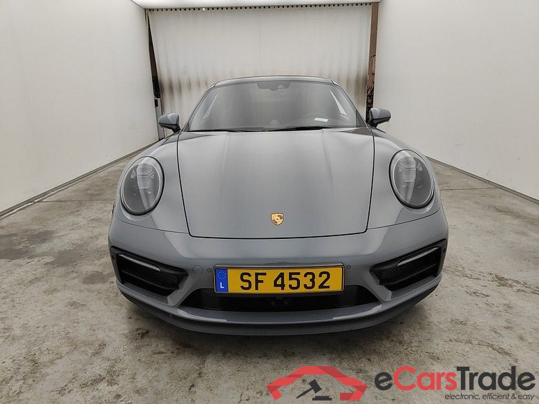 Porsche 911 Coupé Carrera 4 GTS 2d #5