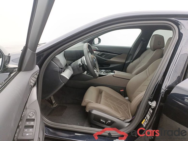 BMW Série 5 Berline 530e 220kW 4d #3