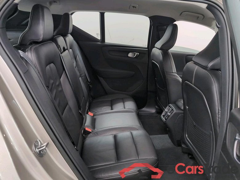 VOLVO XC40 2.0 B3 MHEV PLUS BRIGHT DESIGN DCT #6