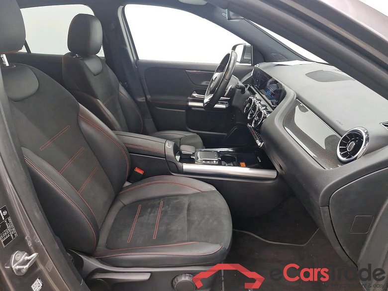 MERCEDES-BENZ GLA / 2020 / 5P / SUV 1.3 GLA 250 e AMG LINE DCT #6