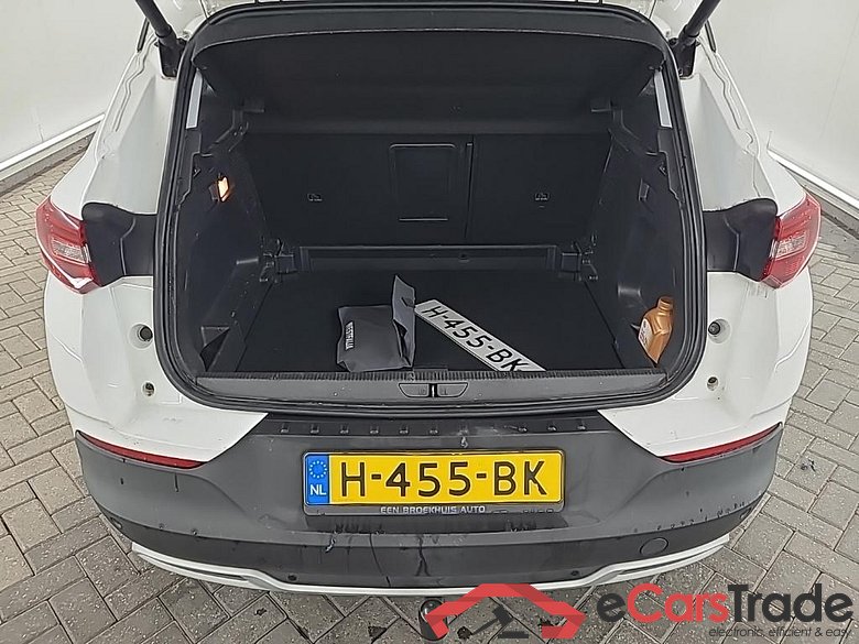OPEL Grandland X 1.2 Turbo S&S 96kW Bus. Executive 5D #5