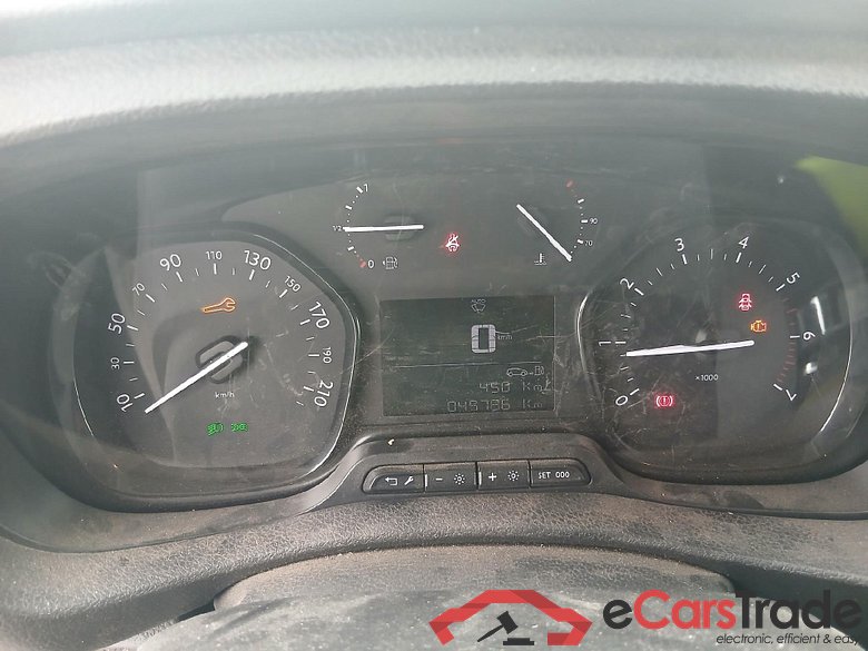 PEUGEOT Expert / 2016 / 4P / furgón Furgón Premium 1.5 BlueHDi 120 Standard #4