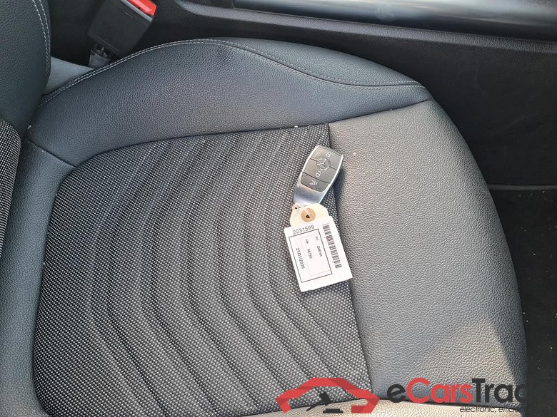 MERCEDES - MER EQA 250+ Business Line 190PK            ***           TOTAL  LOSS           ***              With Smartphone Integration   * ELECTRIC * #4