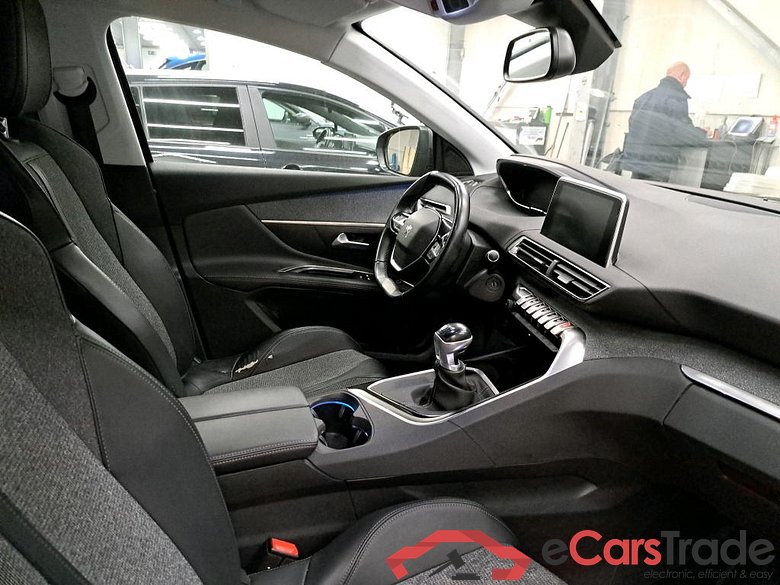 Peugeot 5008 1.5 BlueHDI Allure I-Cockpit Navi 1/2 Leather Camera Klima PDC ... #3