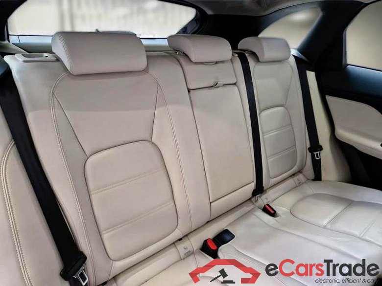 Jaguar F-Pace 20d AWD Prestige Aut. LED-Xenon Navi-Pro Leather KeylessGo Camera Klima PDC ... #6