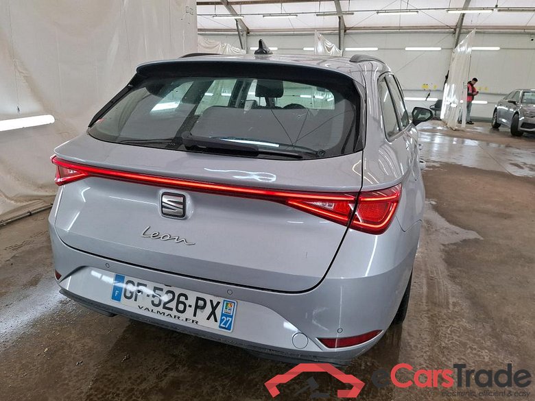 SEAT Leon Sportstourer / 2020 / 5P / Break 2.0 TDI 150 DSG S&S Style Business #3