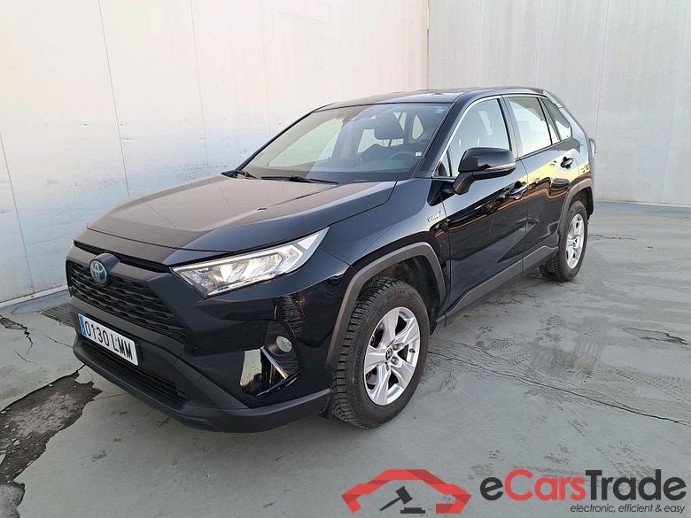 TOYOTA Rav4 / 2018 / 5P / todoterreno 2.5l 220H Business