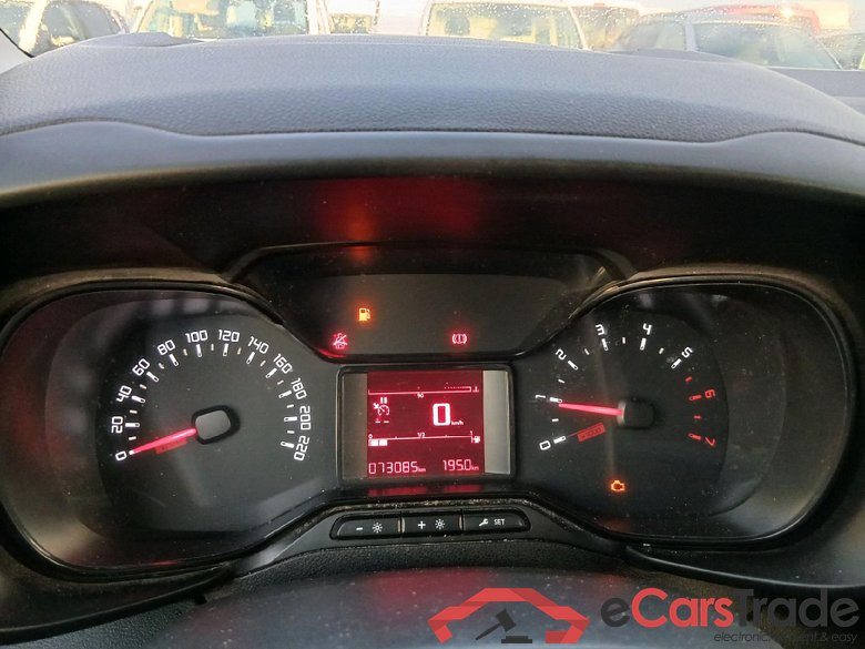 TOYOTA PROACE CITY 1.5D 75kW (100CV) GX 650kg Media #4