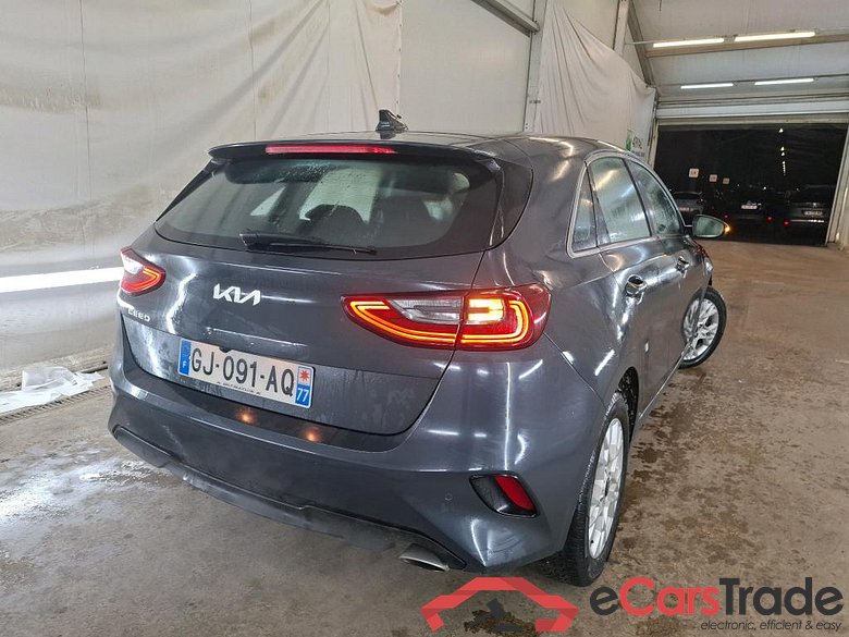 Ceed Active 1.6 CRDi 135CV BVA7 E6d #3