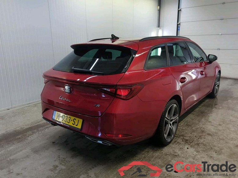 SEAT Leon Sportstourer 1.5 TSI FR Bns Int #2