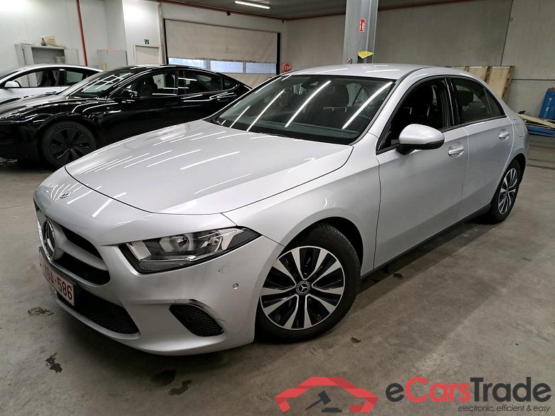 MERCEDES - MER A BERLINE 180 d 116PK 7G-DCT Business Solution #1